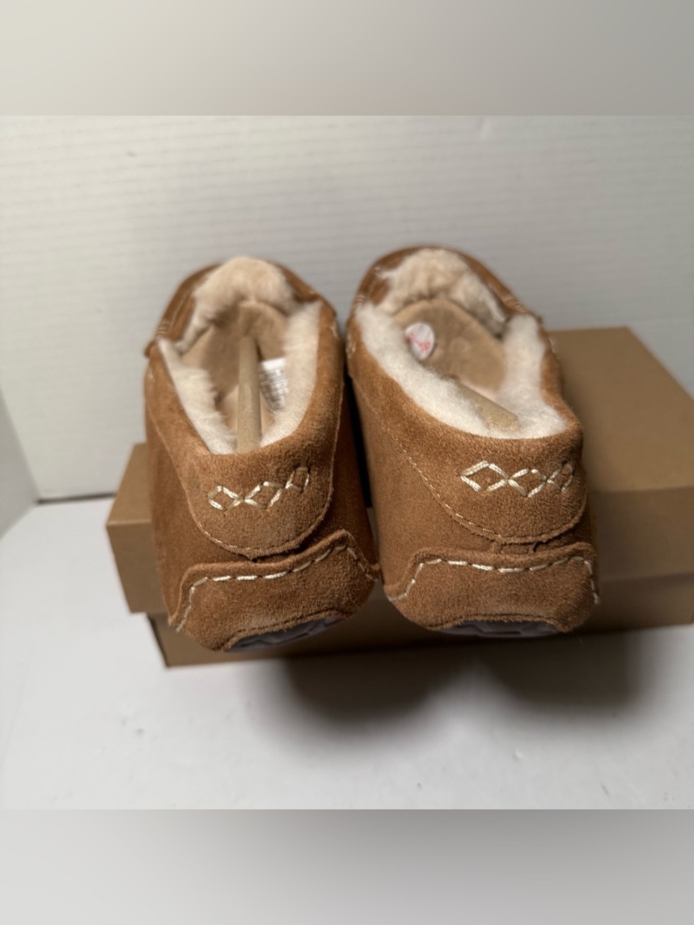 UGG Women's ANSLEY Suede Slipper Shoe CHESTNUT Brown Suede 7US New With Box - Picture 6 of 7